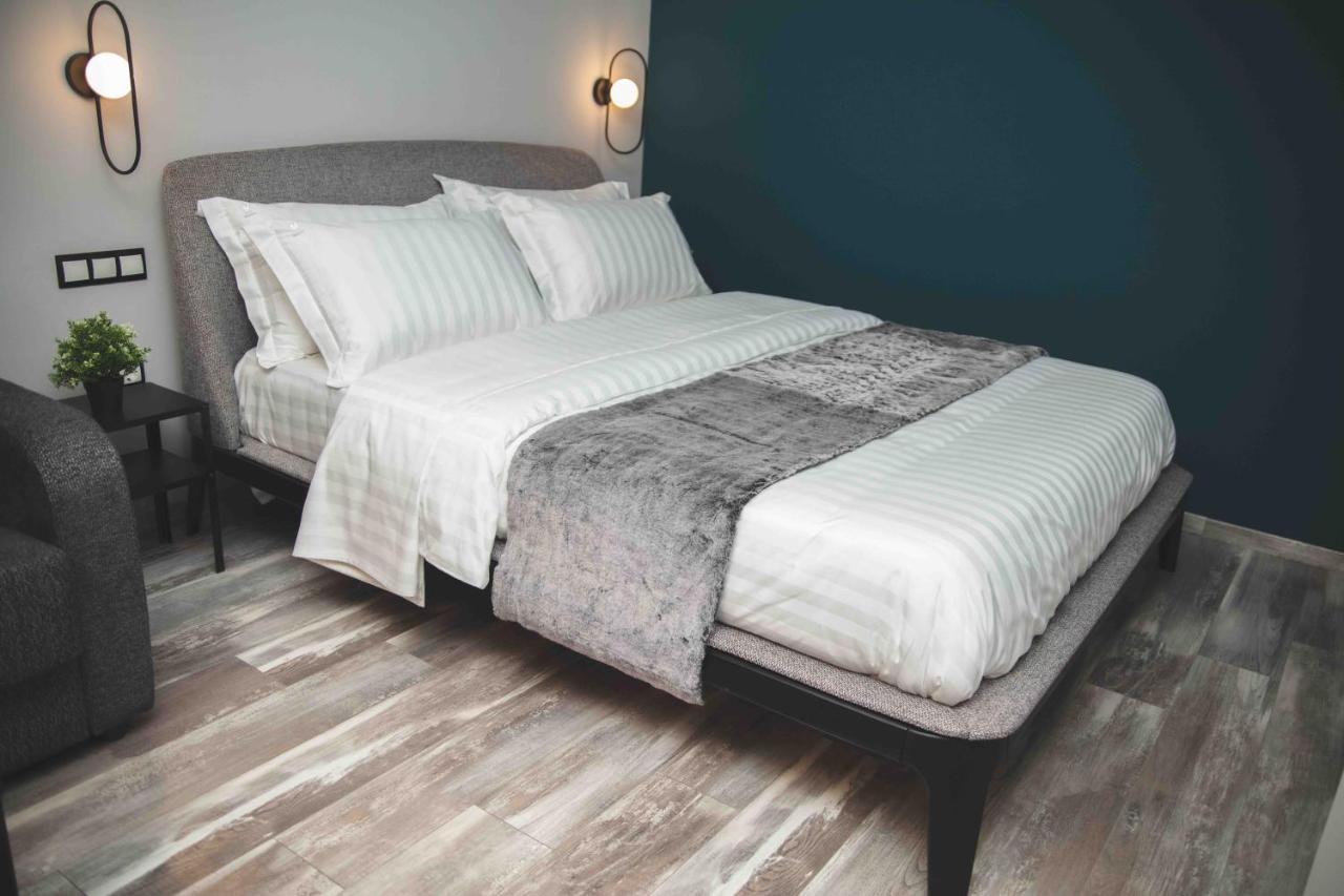 Rooster Suites Athen Eksteriør bilde