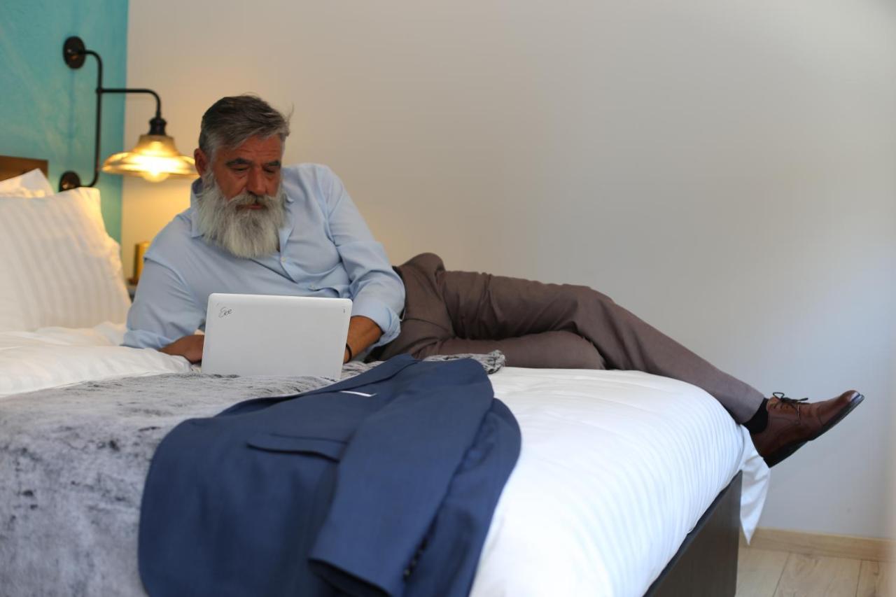 Rooster Suites Athen Eksteriør bilde