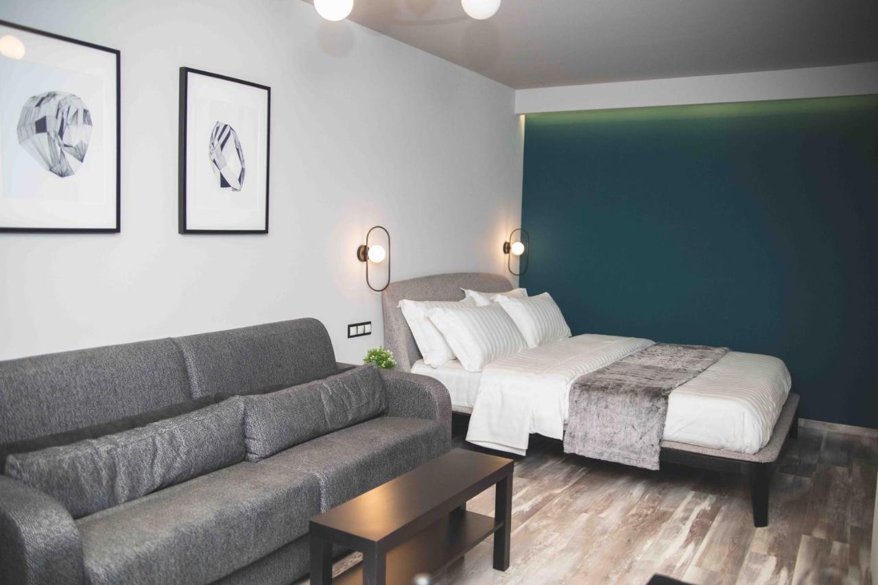 Rooster Suites Athen Eksteriør bilde