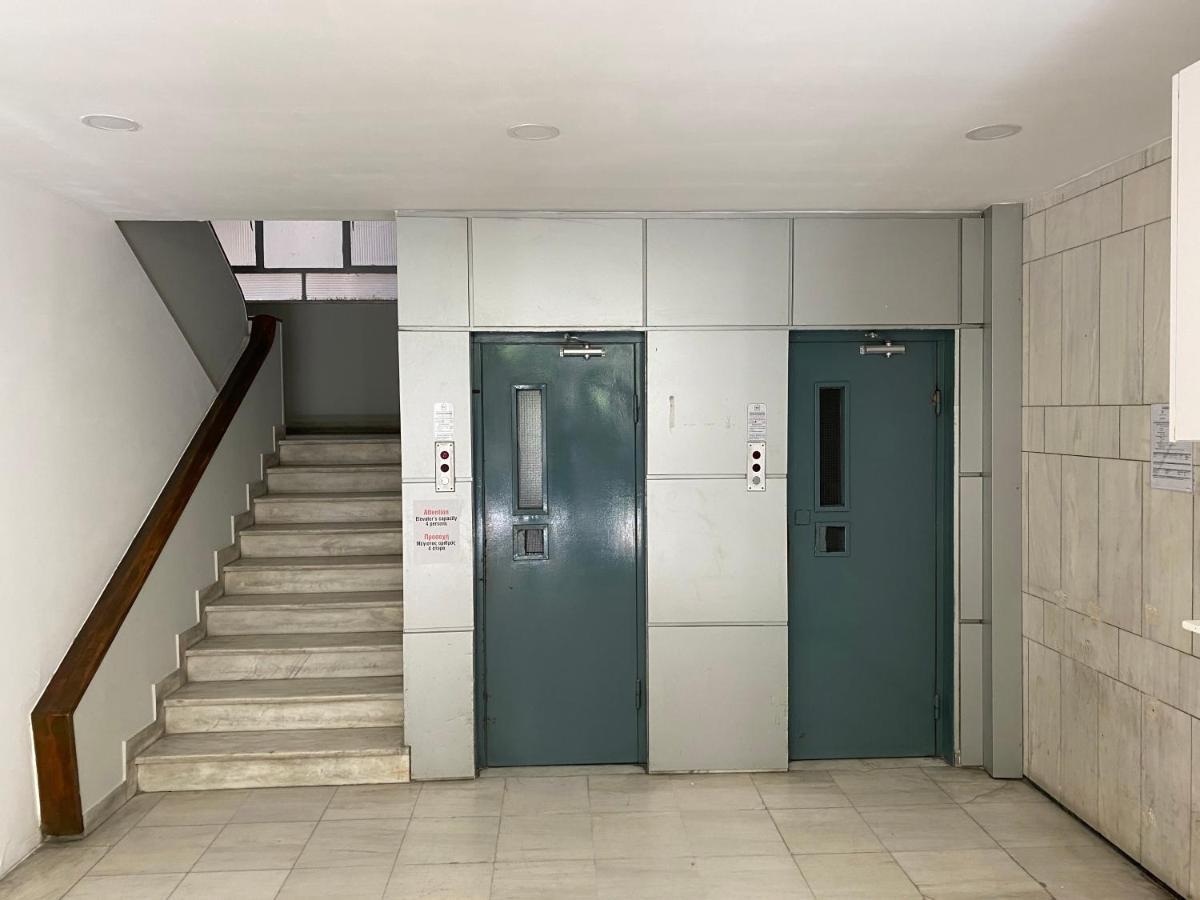 Rooster Suites Athen Eksteriør bilde